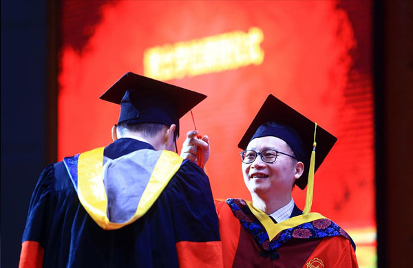 畢業(yè)視頻拍攝